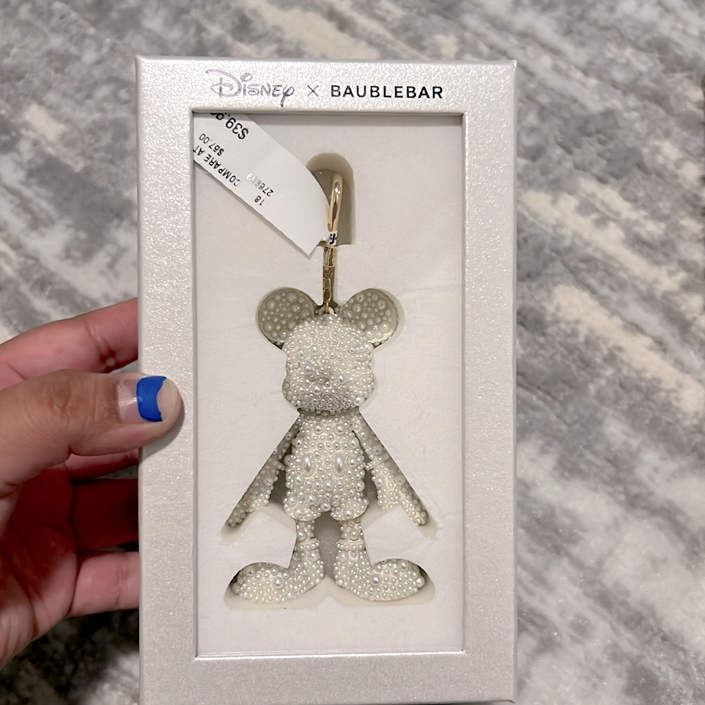 Mickey Baublebar